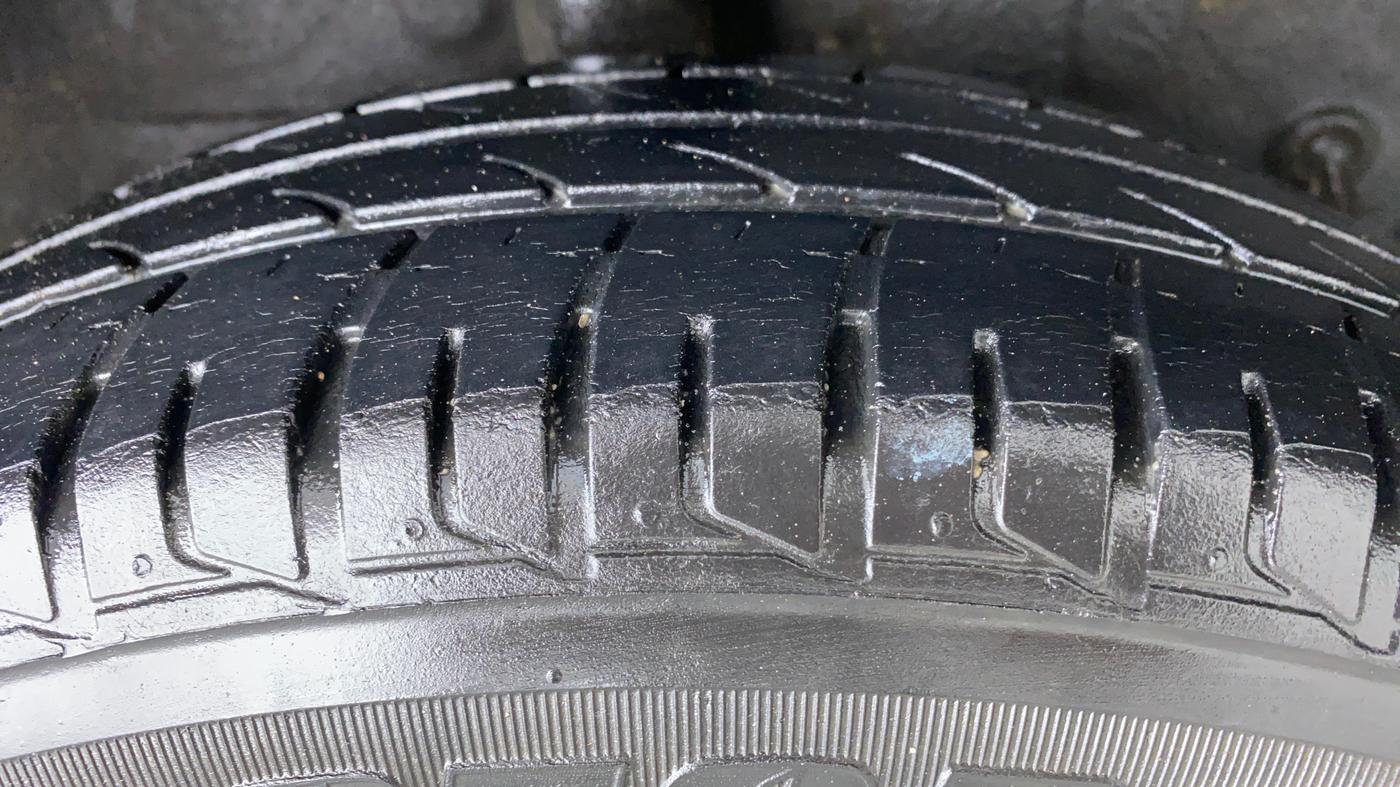2017 Toyota Etios GX, Petrol, Manual, 61,050 km, Right Rear Tyre Tread