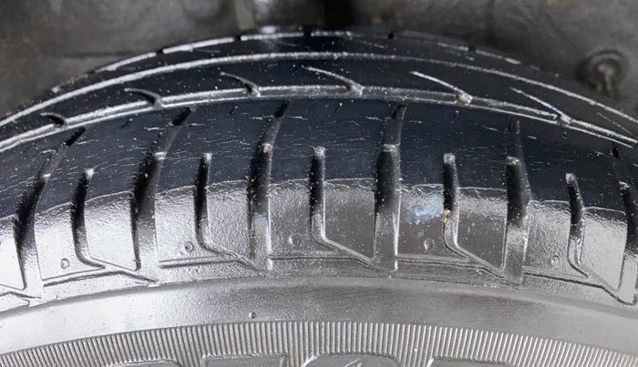 2017 Toyota Etios GX, Petrol, Manual, 61,050 km, Right Rear Tyre Tread
