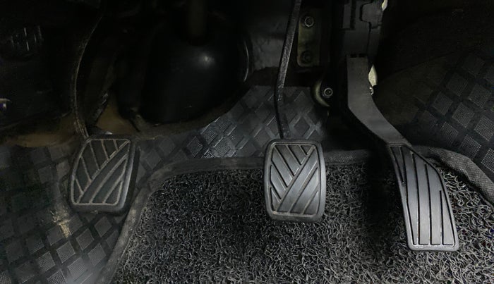 2014 Maruti Ritz VXI, Petrol, Manual, 65,203 km, Pedals