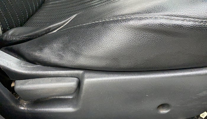 2018 Maruti Alto K10 VXI P, CNG, Manual, 47,124 km, Driver Side Adjustment Panel