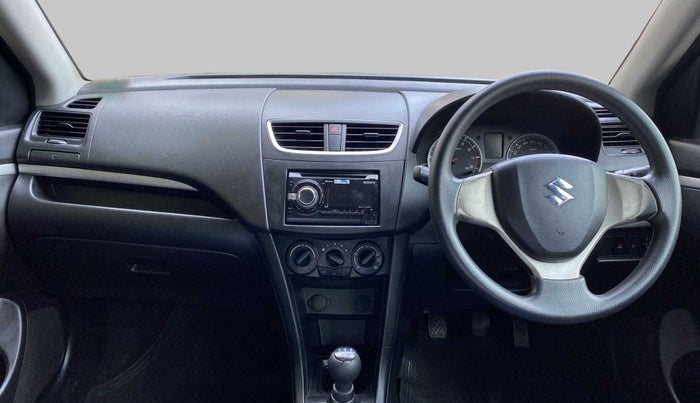 2016 Maruti Swift VXI, Petrol, Manual, 80,587 km, Dashboard