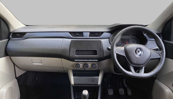 2021 Renault TRIBER 1.0 RXE Petrol, Petrol, Manual, 11,477 km, Dashboard