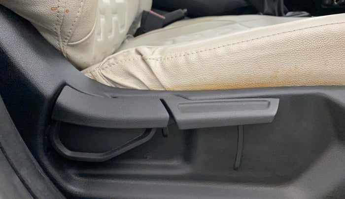 2024 Hyundai EXTER SX 1.2 MT Hy-CNG Duo , CNG, Manual, 8,169 km, Driver Side Adjustment Panel