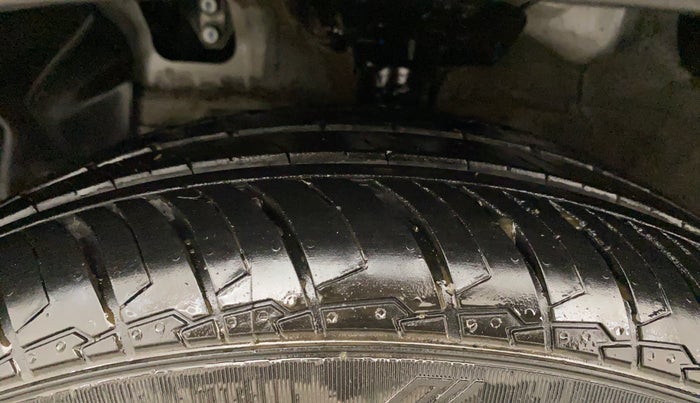 2024 Hyundai EXTER SX 1.2 MT Hy-CNG Duo , CNG, Manual, 8,169 km, Left Front Tyre Tread