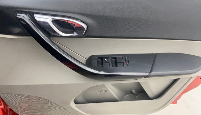 2017 Tata Tiago XZA PETROL, Petrol, Automatic, 56,990 km, Driver Side Door Panels Control