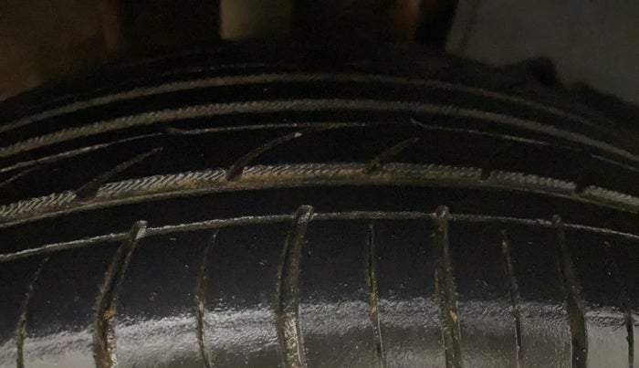 2017 Tata Tiago XZA PETROL, Petrol, Automatic, 56,990 km, Right Rear Tyre Tread