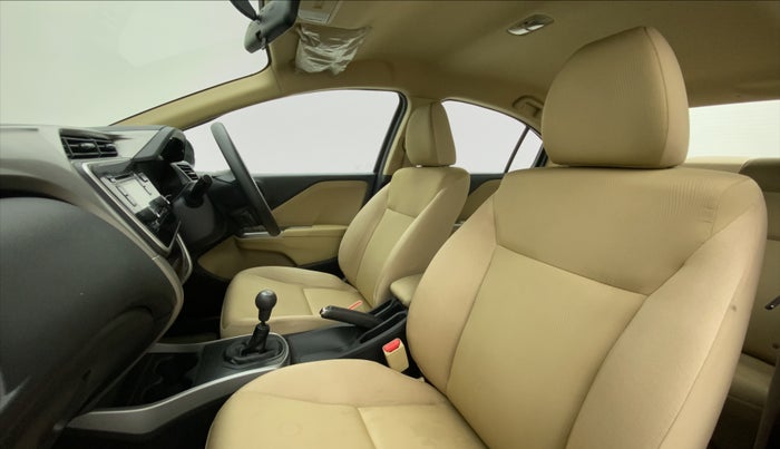 2016 Honda City 1.5L I-VTEC V MT, Petrol, Manual, 1,17,195 km, Right Side Front Door Cabin