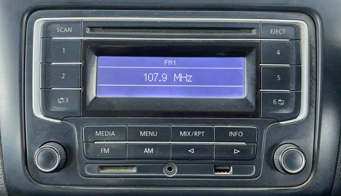 2014 Volkswagen Polo COMFORTLINE 1.2L PETROL, Petrol, Manual, 66,786 km, Infotainment System