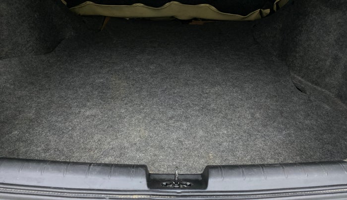 2010 Honda City V MT PETROL, Petrol, Manual, 47,400 km, Boot Inside