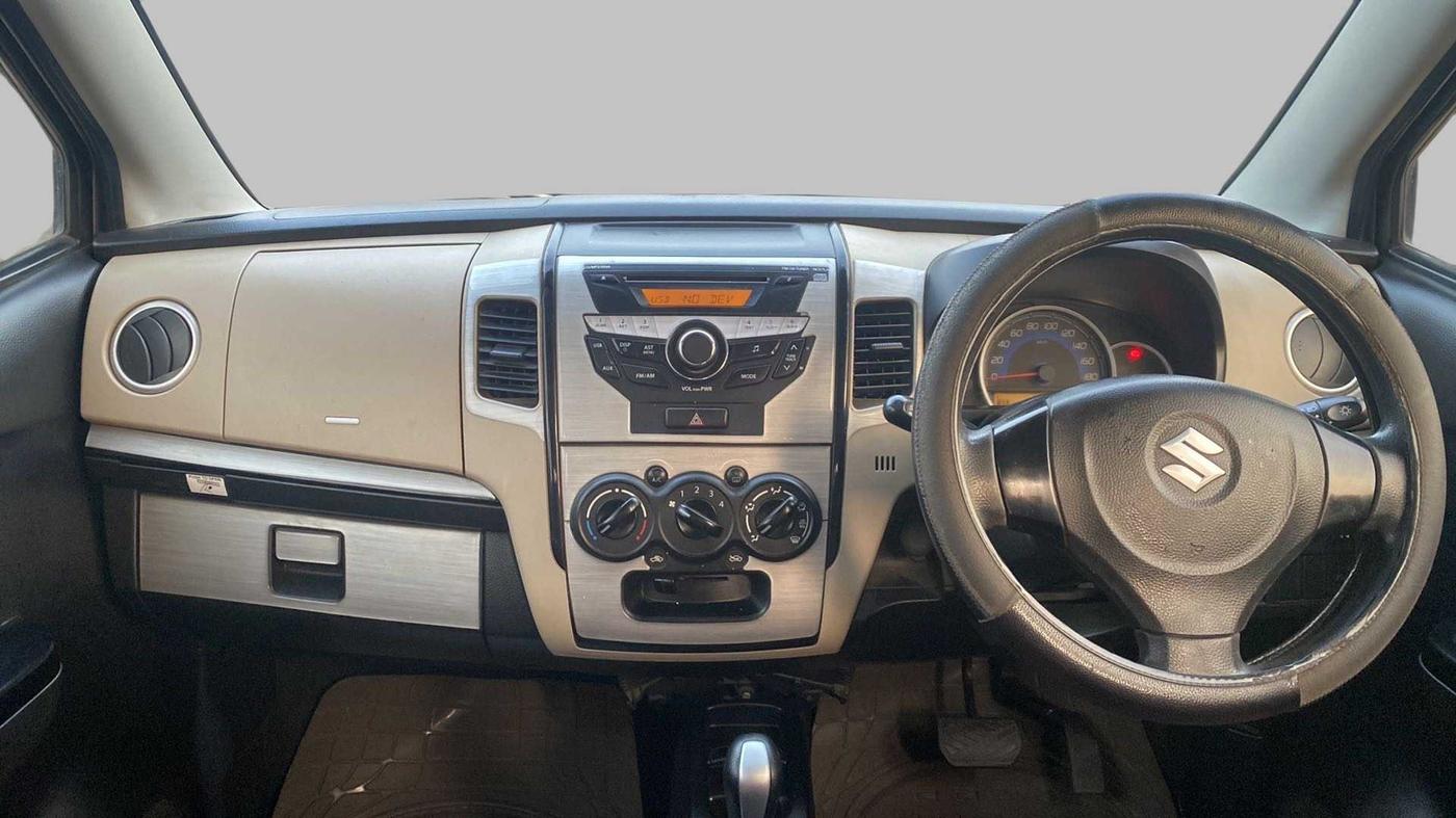 2017 Maruti Wagon R 1.0 VXI AMT, Petrol, Automatic, 58,554 km, Dashboard
