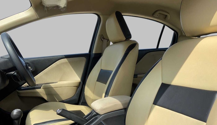 2018 Honda City V MT PETROL, Petrol, Manual, 49,423 km, Right Side Front Door Cabin
