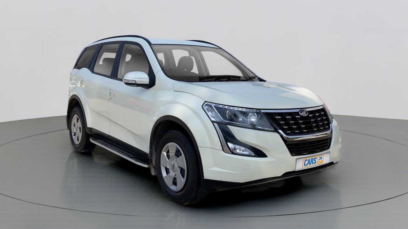 2018 Mahindra XUV500 W7 AT, Diesel, Automatic, 28,610 km, SRP