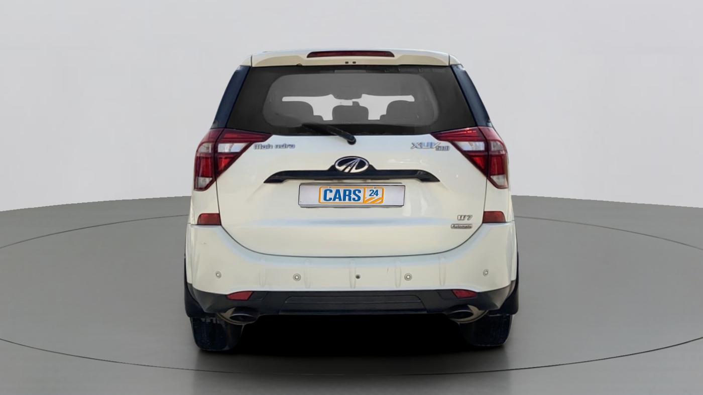 2018 Mahindra XUV500 W7 AT, Diesel, Automatic, 28,610 km, Back/Rear