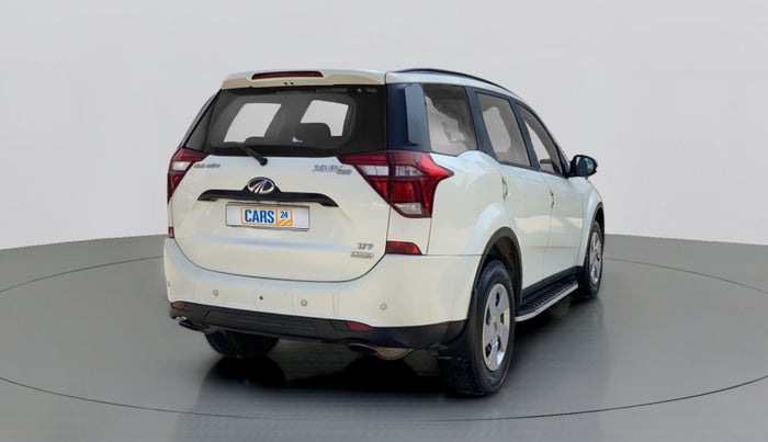 2018 Mahindra XUV500 W7 AT, Diesel, Automatic, 28,610 km, Right Back Diagonal