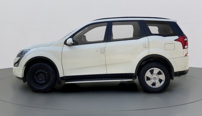 2018 Mahindra XUV500 W7 AT, Diesel, Automatic, 28,610 km, Left Side