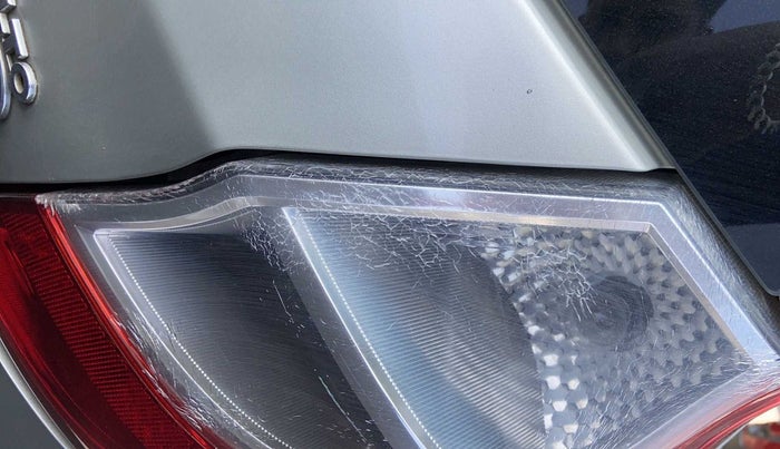 2018 Maruti Alto K10 VXI, Petrol, Manual, 39,911 km, Left tail light - Minor damage