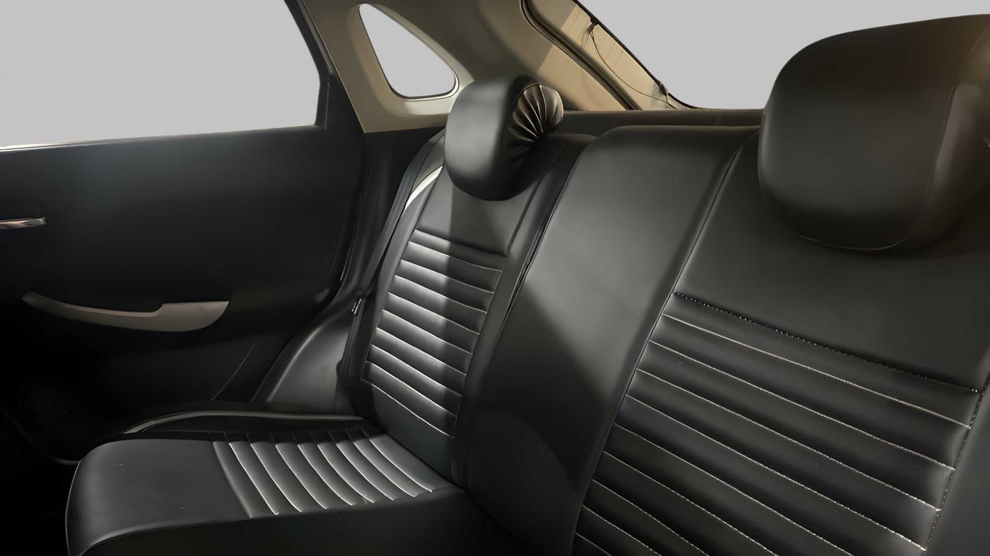 2016 Maruti Baleno DELTA CVT PETROL 1.2, Petrol, Automatic, 76,781 km, Right Side Rear Door Cabin