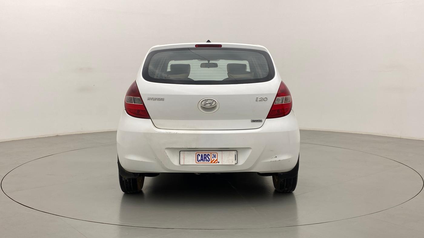 2010 Hyundai i20 SPORTZ 1.2 O, Petrol, Manual, 92,215 km, Back/Rear