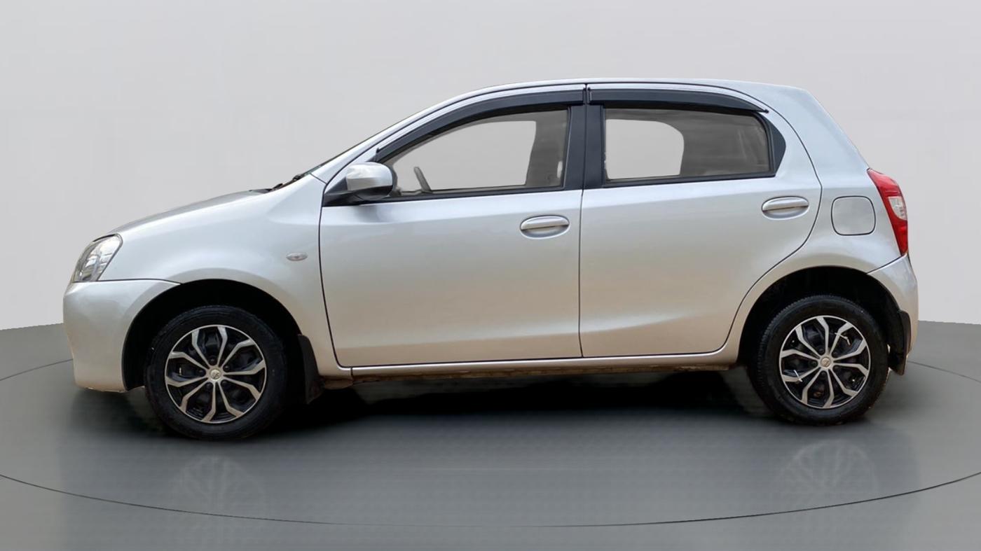 2013 Toyota Etios Liva G, Petrol, Manual, 78,698 km, Left Side