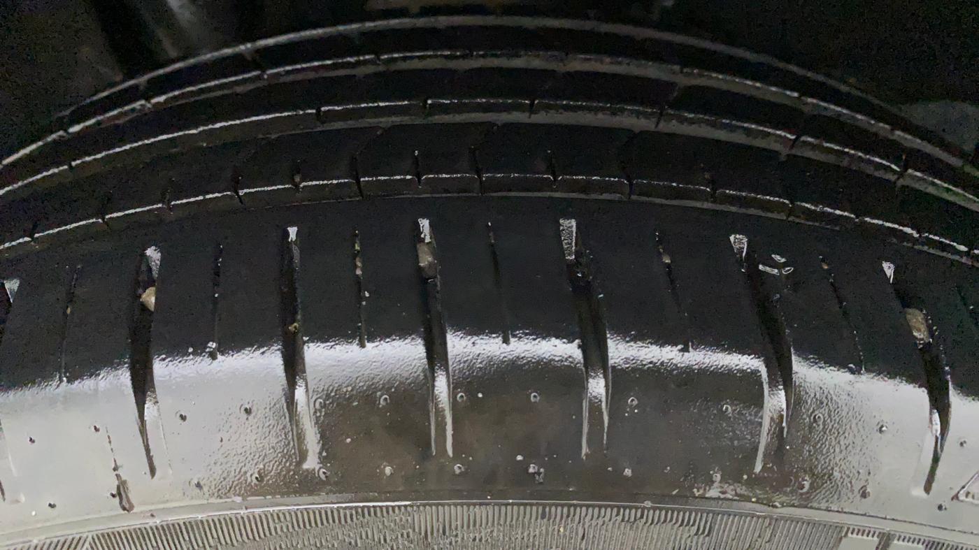 2020 Maruti Baleno ZETA CVT PETROL 1.2, Petrol, Automatic, 12,605 km, Right Front Tyre Tread