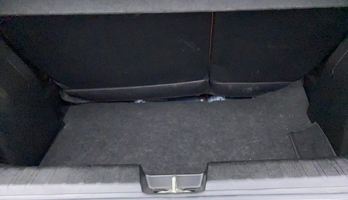 2020 Maruti Baleno ZETA CVT PETROL 1.2, Petrol, Automatic, 12,605 km, Boot Inside