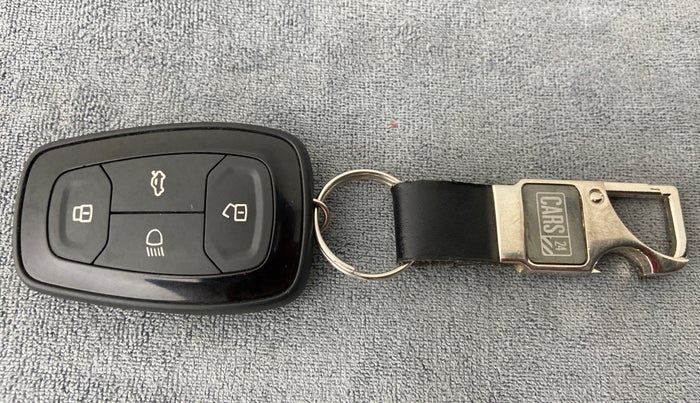 2021 Tata Harrier XZA, Diesel, Automatic, 24,437 km, Key Close Up