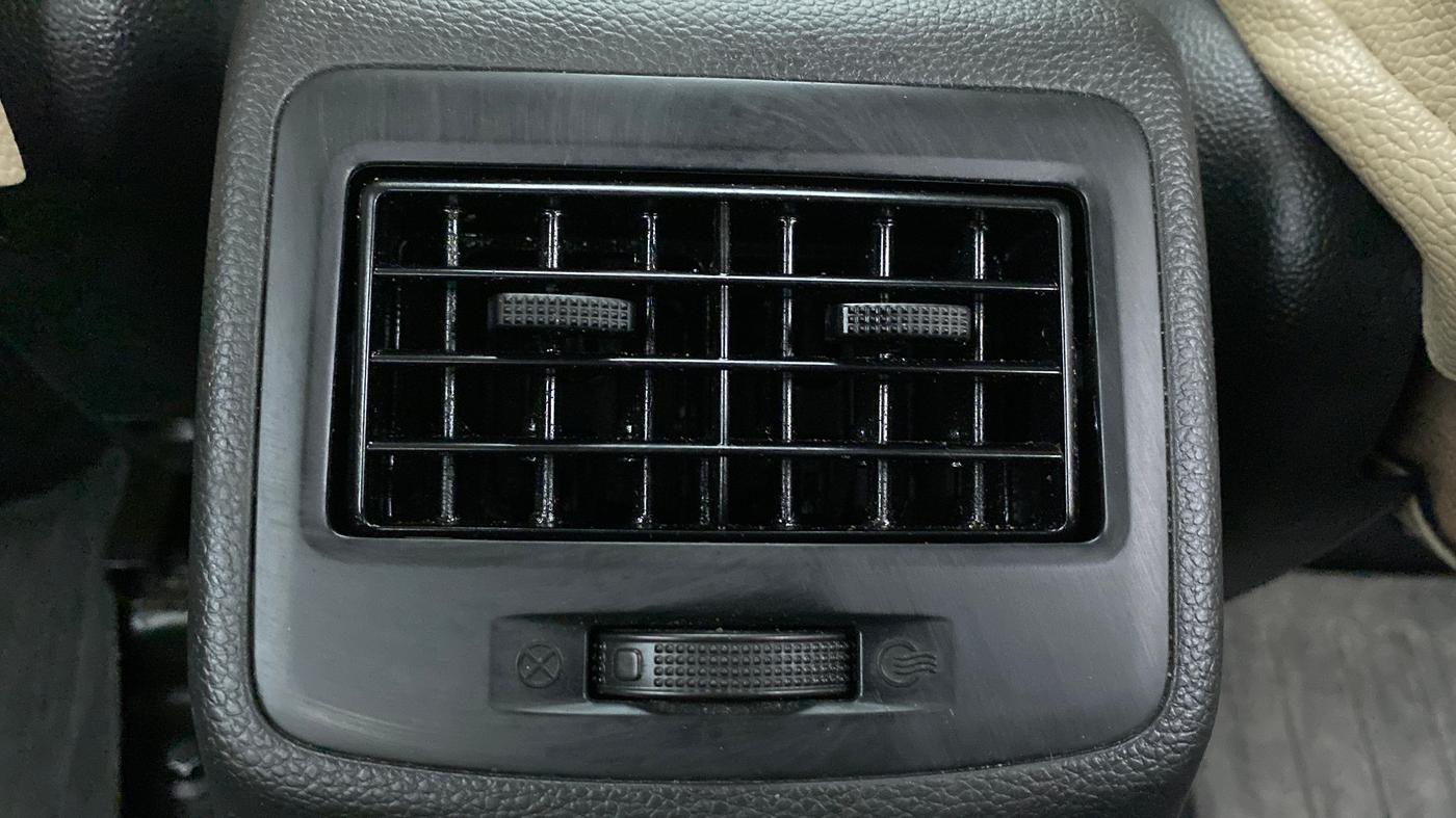 2018 Hyundai Xcent SX 1.2, Petrol, Manual, 30,203 km, Rear AC Vents