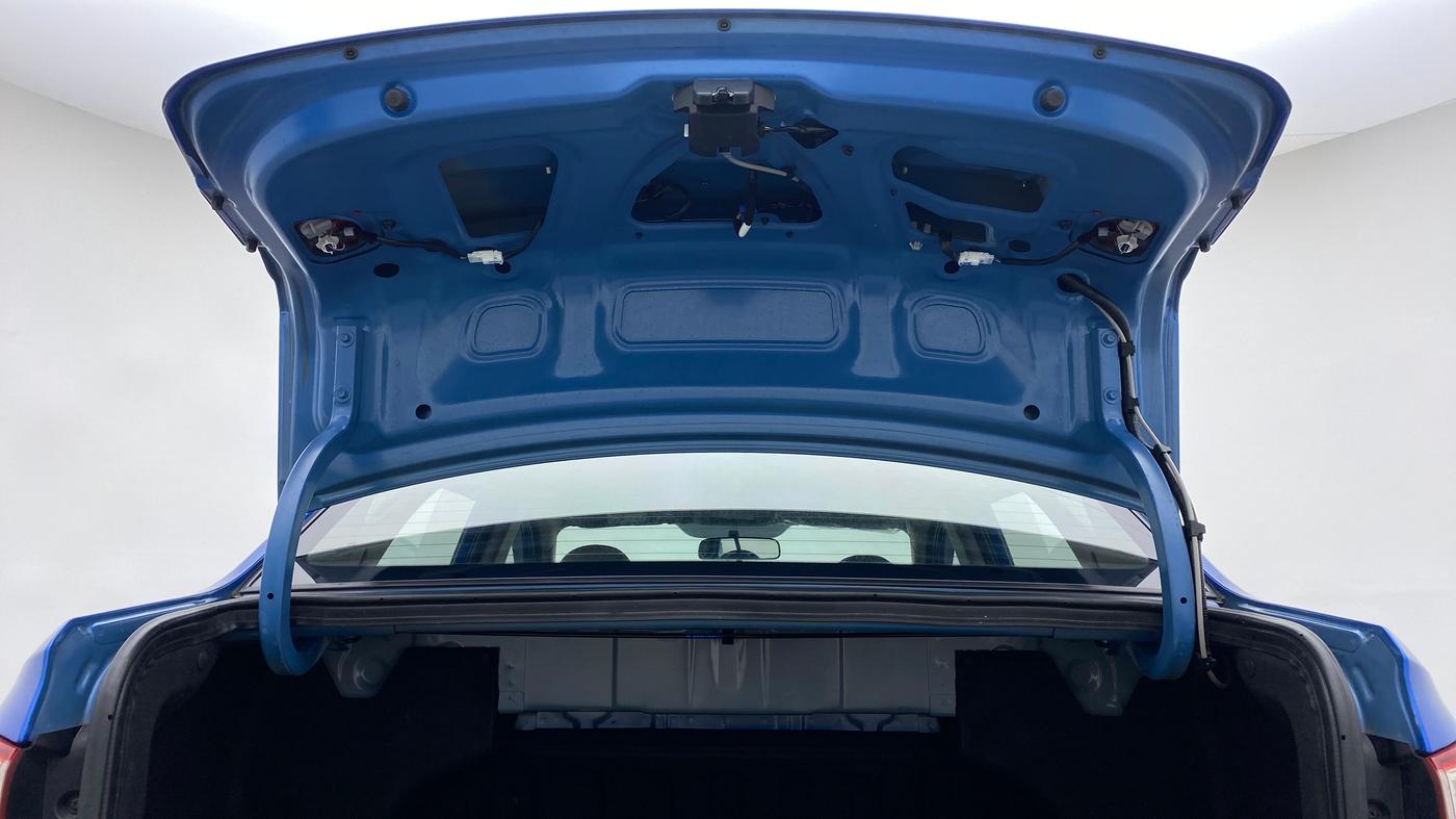 2018 Hyundai Xcent SX 1.2, Petrol, Manual, 30,203 km, Boot Door Open
