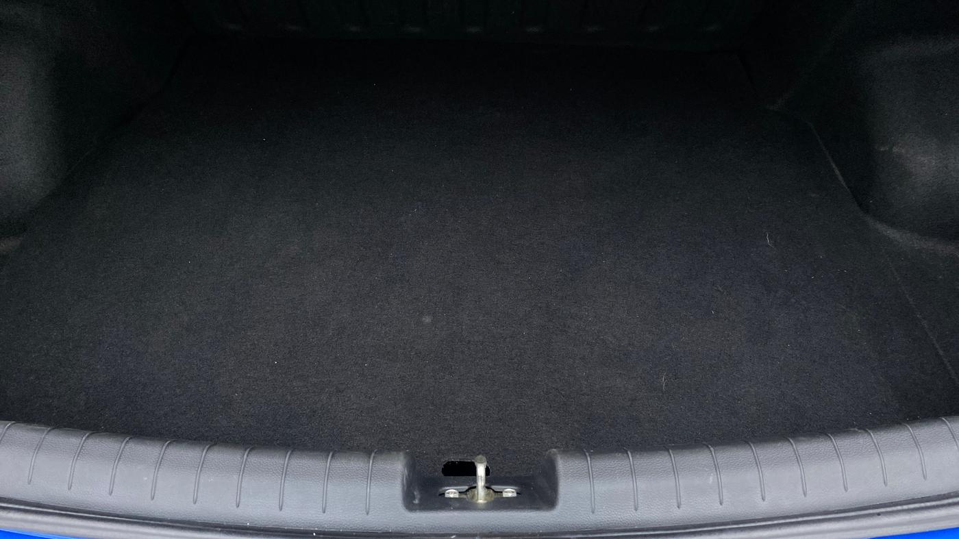 2018 Hyundai Xcent SX 1.2, Petrol, Manual, 30,203 km, Boot Inside