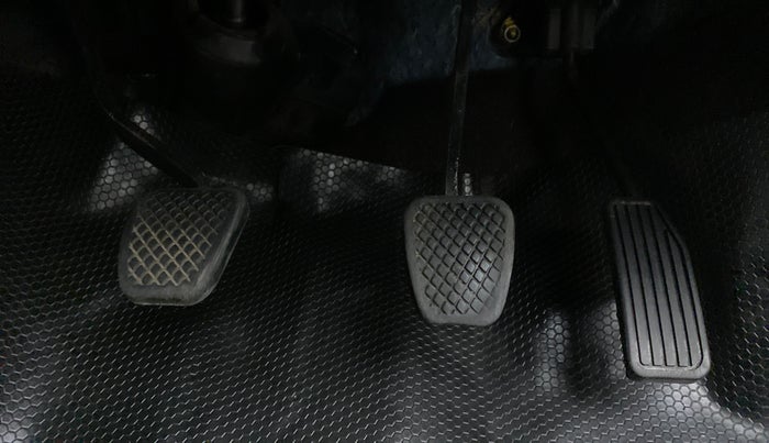 2017 Honda BR-V 1.5 i-VTEC V, Petrol, Manual, 58,022 km, Pedals