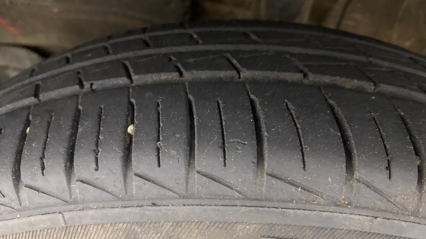 2020 Maruti S PRESSO LXI, Petrol, Manual, 19,029 km, Left Front Tyre Tread