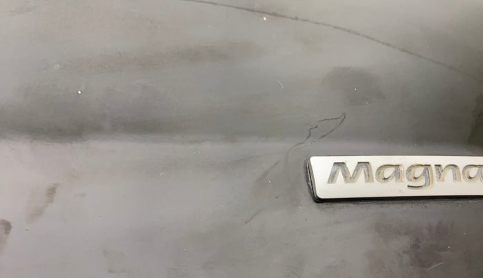 2011 Hyundai i20 MAGNA (O) 1.2, Petrol, Manual, 1,23,252 km, Dicky (Boot door) - Slightly dented
