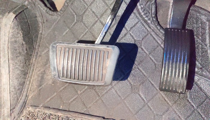 2023 Hyundai NEW I20 ASTA (O) 1.2 AT, Petrol, Automatic, 1,03,006 km, Pedals