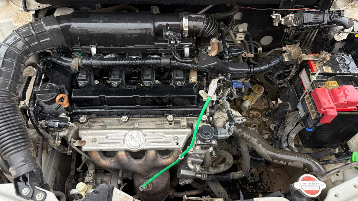 2024 Maruti Swift LXI, Petrol, Manual, 33,170 km, Engine View