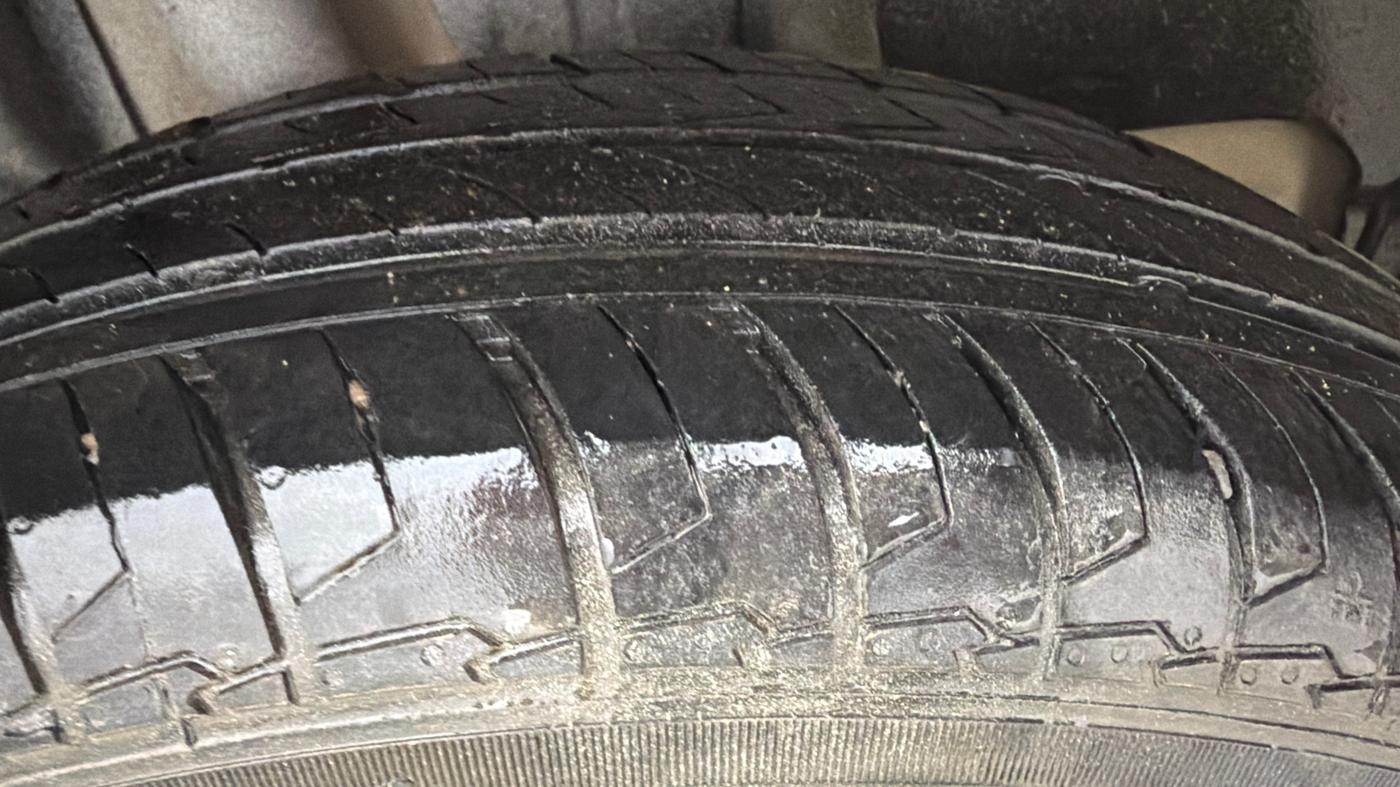 2024 Maruti Swift LXI, Petrol, Manual, 33,170 km, Right Rear Tyre Tread