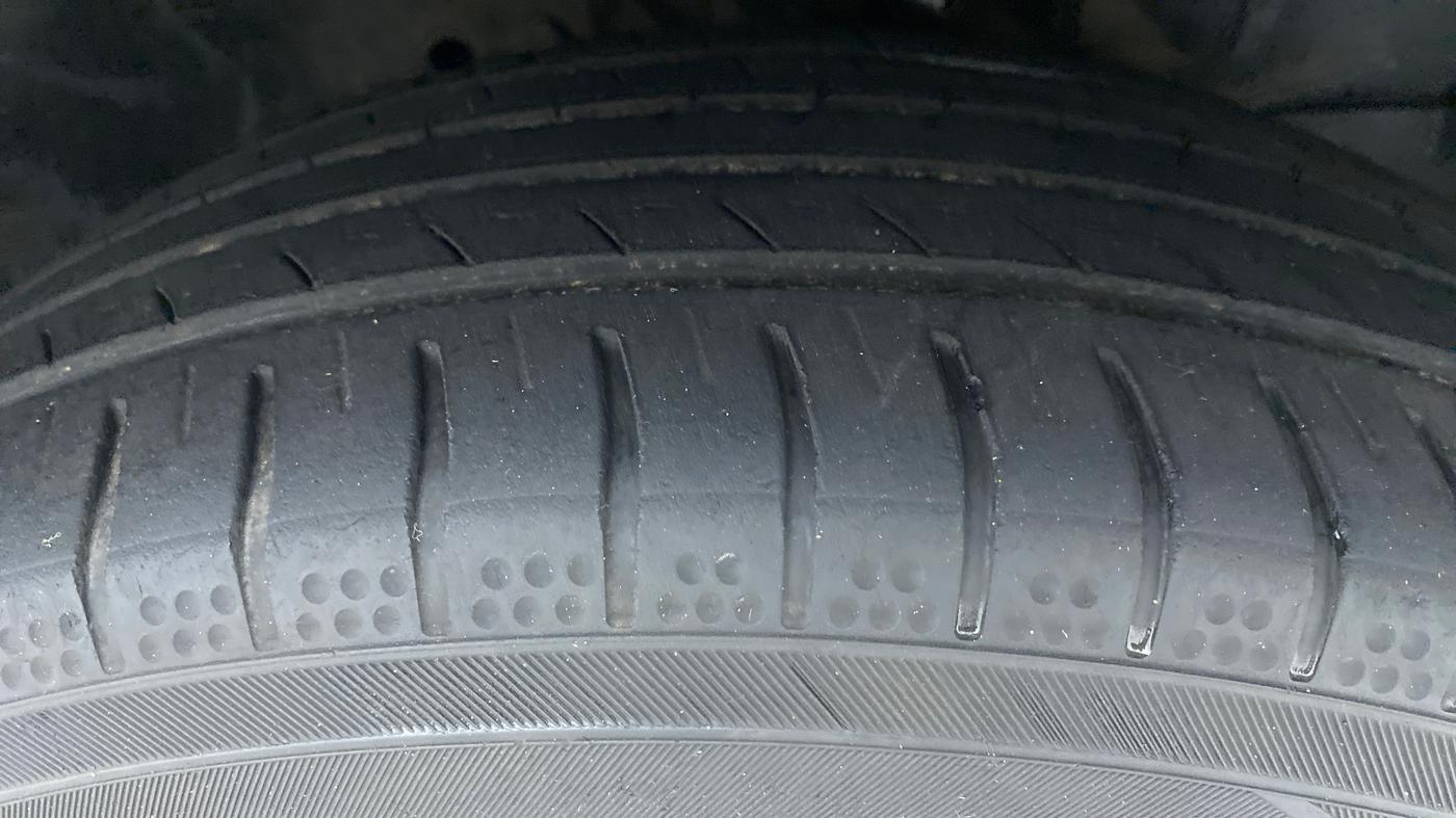 2016 Honda City SV MT PETROL, Petrol, Manual, 77,965 km, Right Front Tyre Tread
