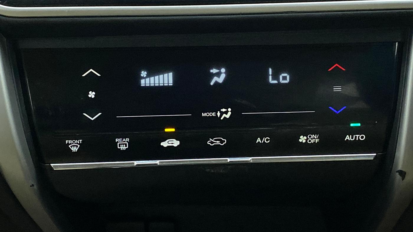 2016 Honda City SV MT PETROL, Petrol, Manual, 77,965 km, Automatic Climate Control