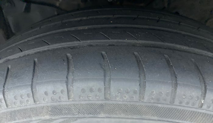 2016 Honda City SV MT PETROL, Petrol, Manual, 77,965 km, Left Front Tyre Tread