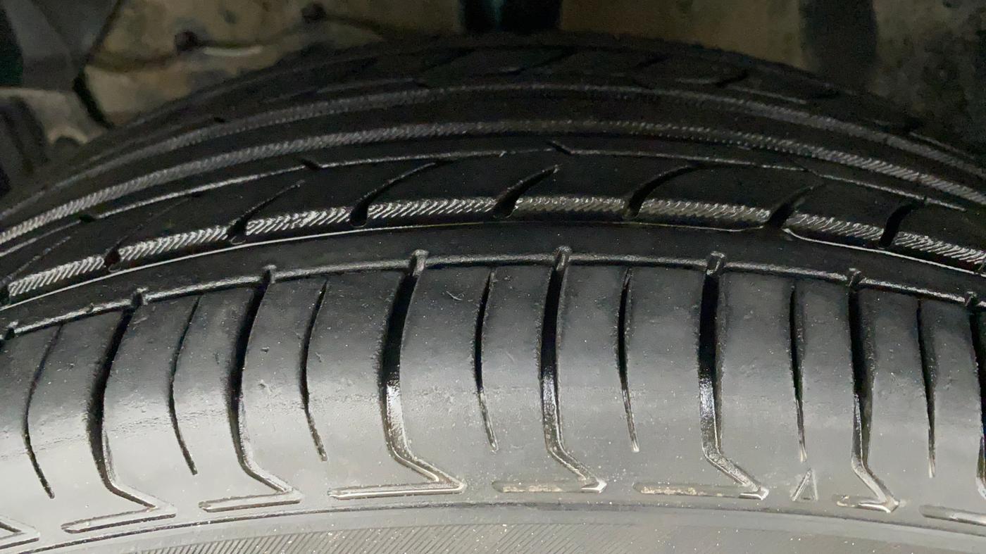 2019 Maruti Vitara Brezza VDI, Diesel, Manual, 83,523 km, Left Front Tyre Tread