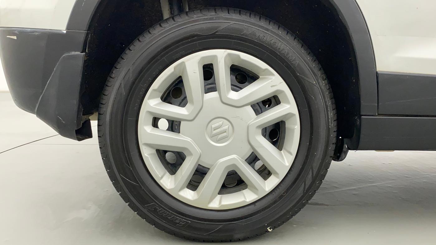 2019 Maruti Vitara Brezza VDI, Diesel, Manual, 83,523 km, Right Rear Wheel