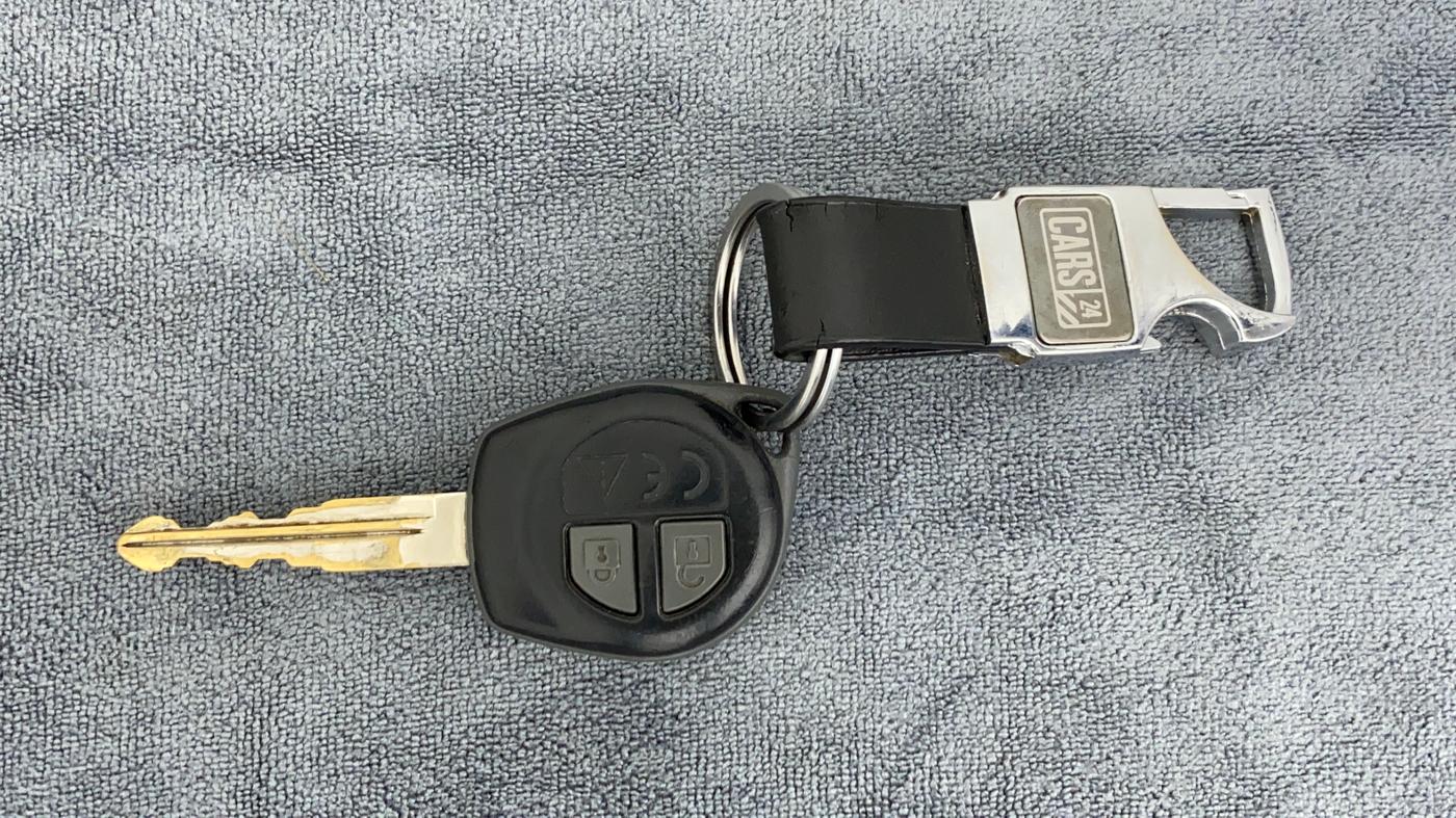 2019 Maruti Vitara Brezza VDI, Diesel, Manual, 83,523 km, Key Close Up