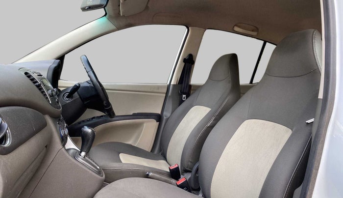2013 Hyundai i10 SPORTZ 1.2 AT, Petrol, Automatic, 59,211 km, Right Side Front Door Cabin