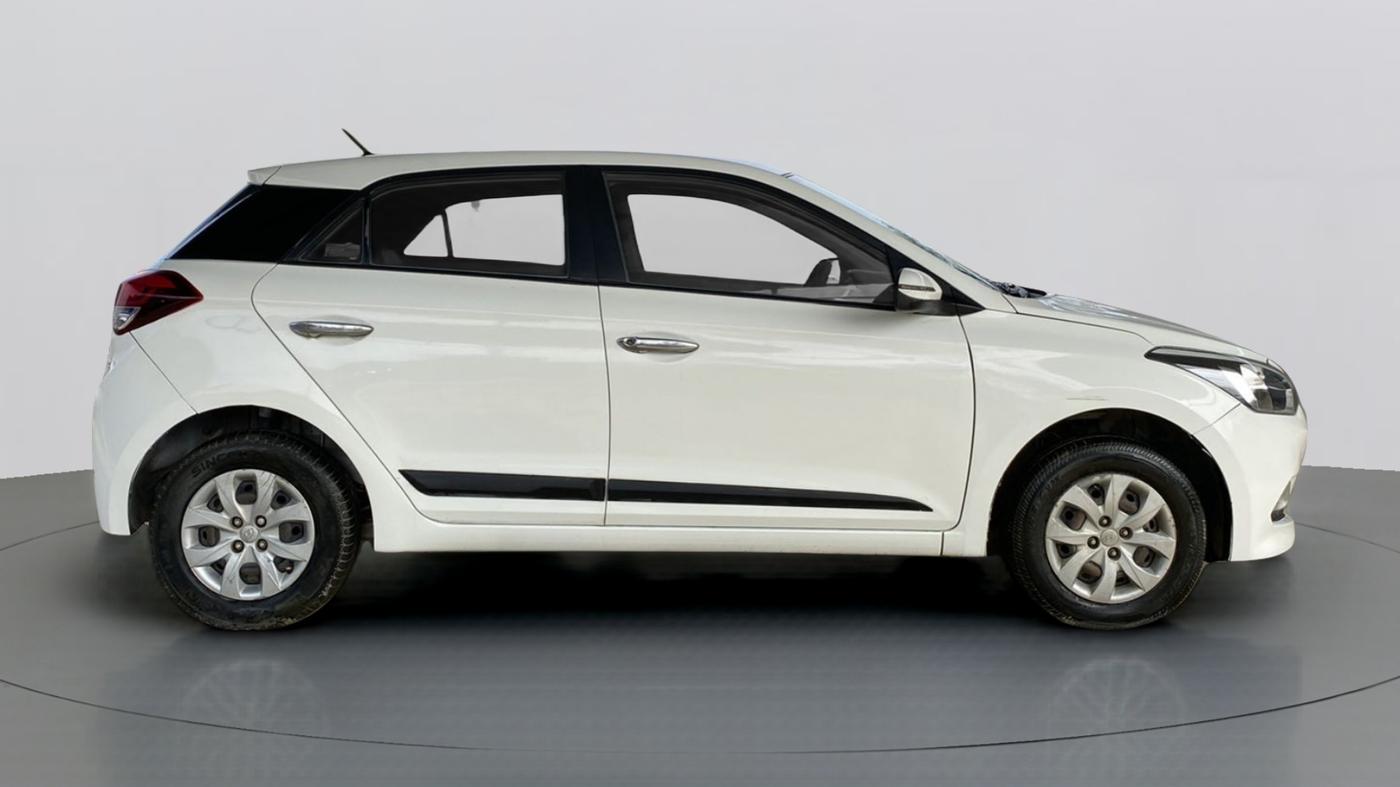 2016 Hyundai Elite i20 SPORTZ 1.2, Petrol, Manual, 96,674 km, Right Side View