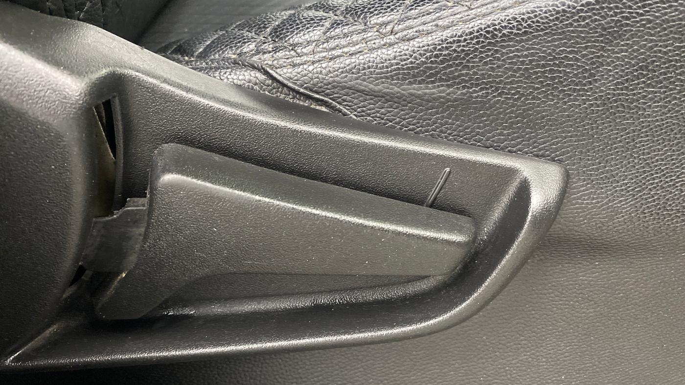 2021 Maruti S PRESSO VXI PLUS AMT, Petrol, Automatic, 74,870 km, Driver Side Adjustment Panel
