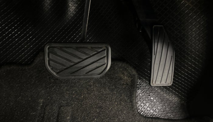 2021 Maruti S PRESSO VXI PLUS AMT, Petrol, Automatic, 74,870 km, Pedals