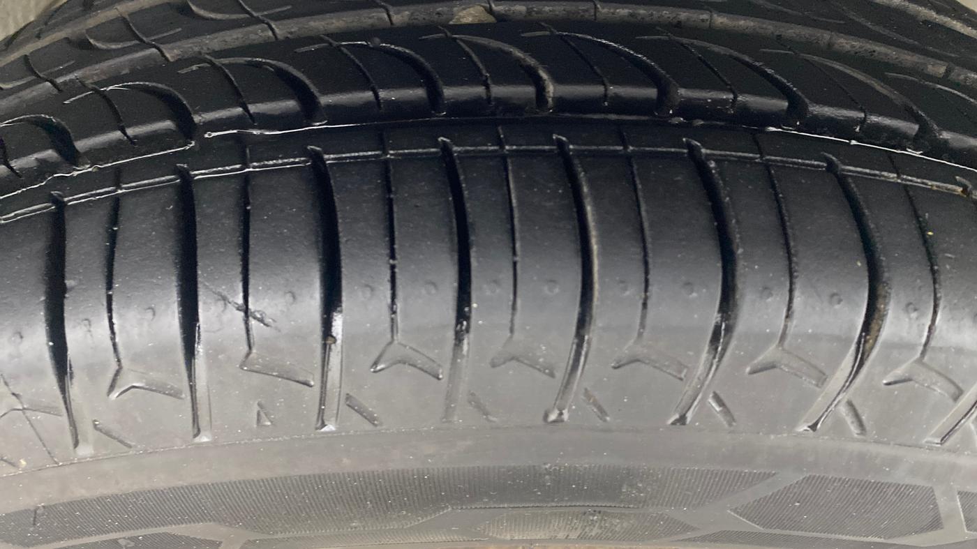 2021 Maruti S PRESSO VXI PLUS AMT, Petrol, Automatic, 74,870 km, Right Front Tyre Tread
