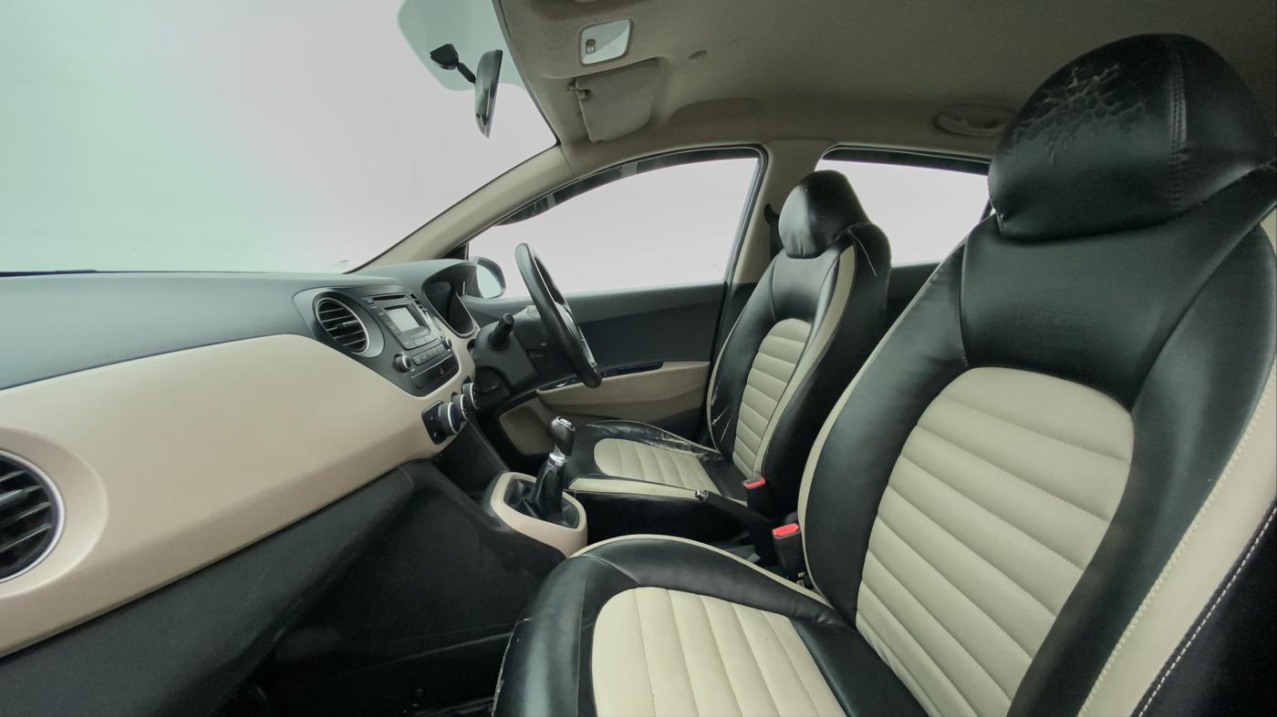 2015 Hyundai Grand i10 SPORTZ 1.2 KAPPA VTVT, Petrol, Manual, 46,658 km, Right Side Front Door Cabin