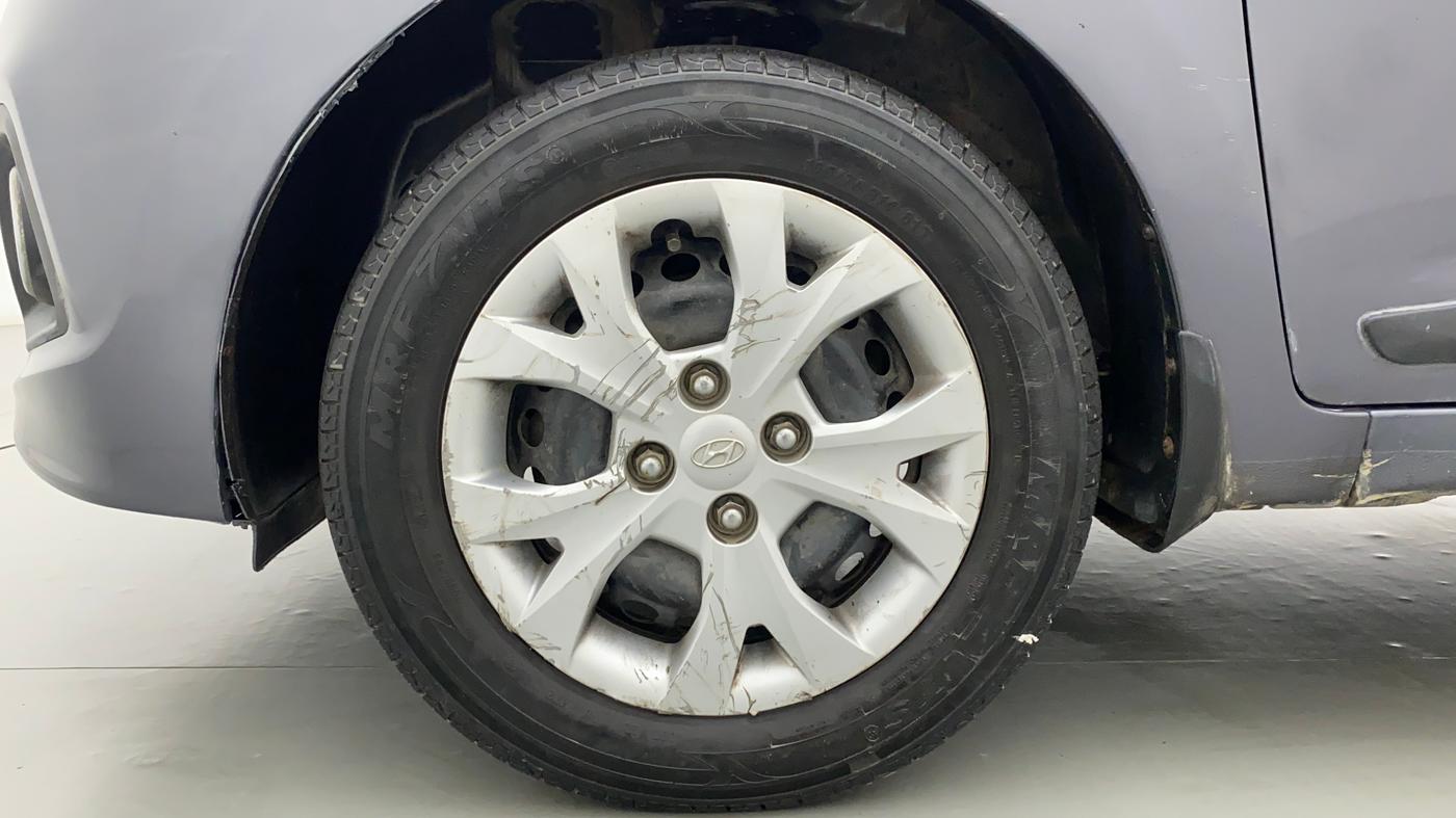 2015 Hyundai Grand i10 SPORTZ 1.2 KAPPA VTVT, Petrol, Manual, 46,658 km, Left Front Wheel