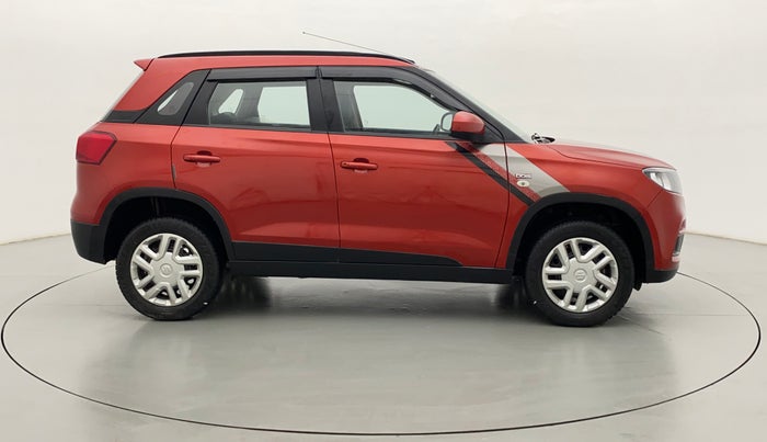 2018 Maruti Vitara Brezza VDI (O), Diesel, Manual, 24,172 km, Right Side View
