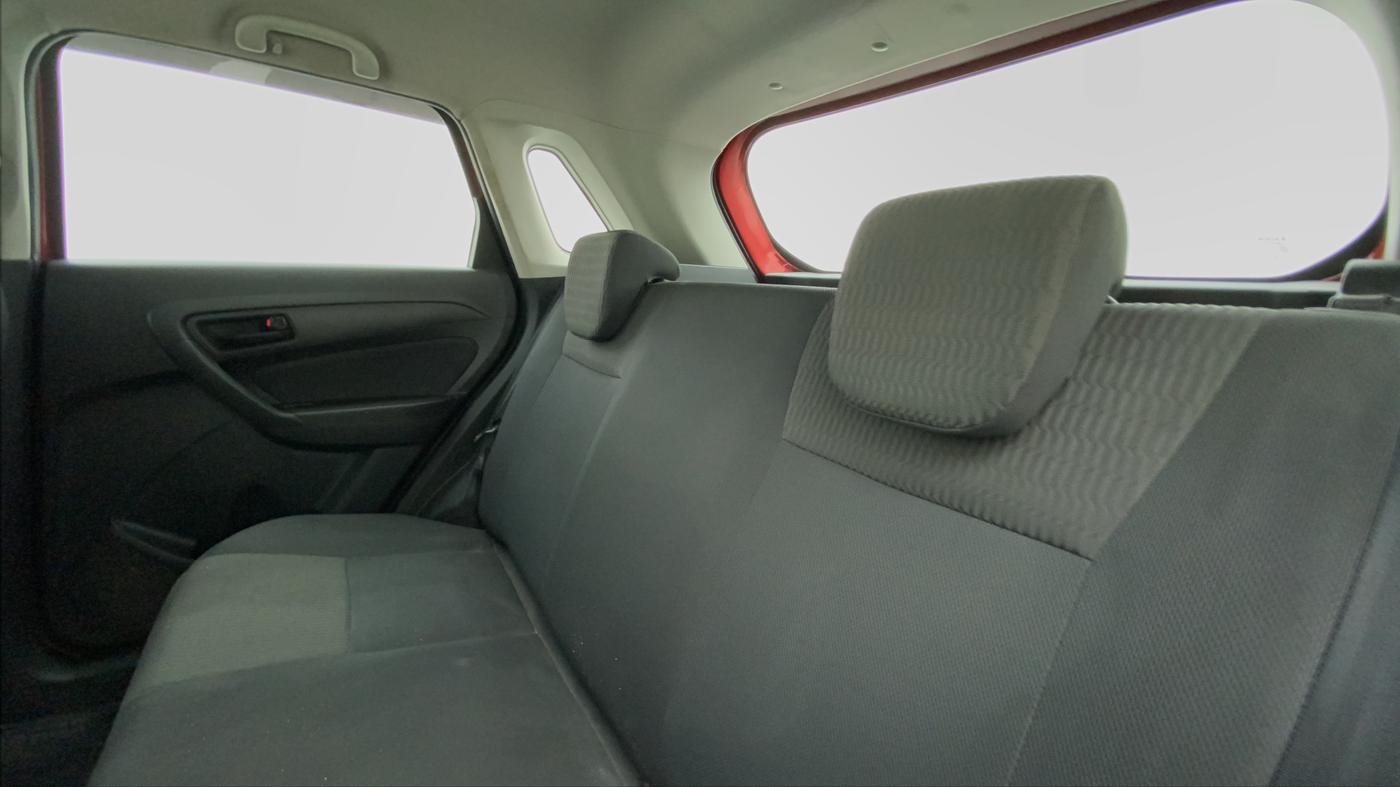 2018 Maruti Vitara Brezza VDI (O), Diesel, Manual, 24,172 km, Right Side Rear Door Cabin